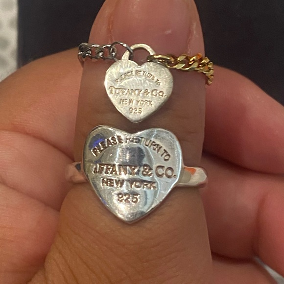 Tiffany & Co. Heart Ring - Picture 2 of 6
